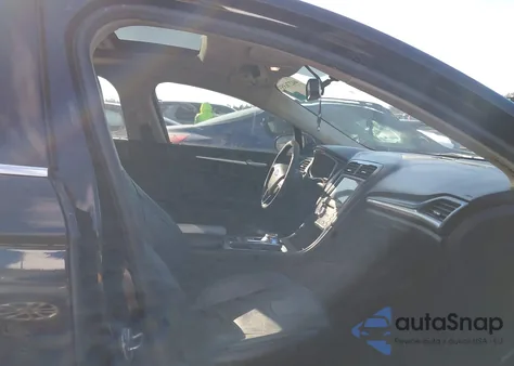 2017 Ford Fusion Titanium z USA, uszkodzony, nr VIN 3FA6P0K93HR115131